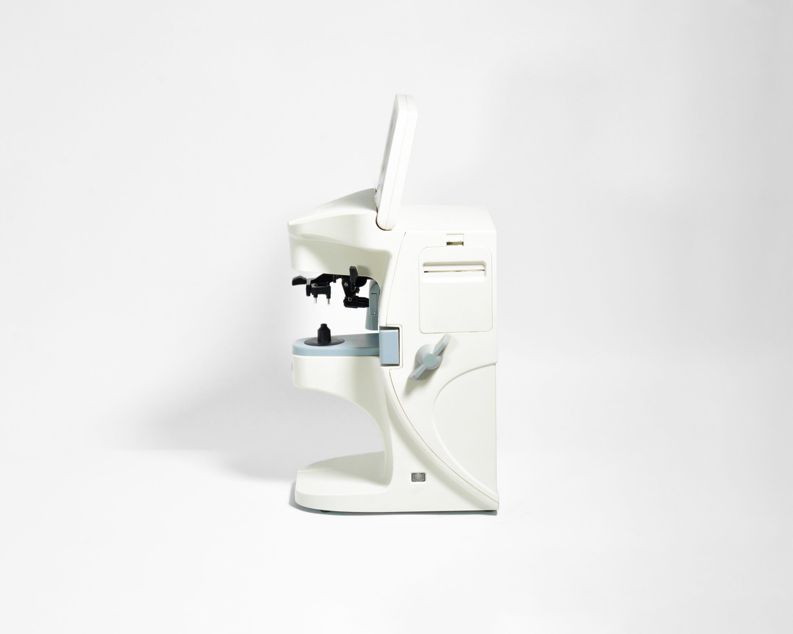 Digital Lensmeter with Tilt Screen - Image 2